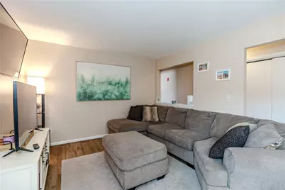 11 Village Court #11, West Warwick, RI 02893 - Photo 5