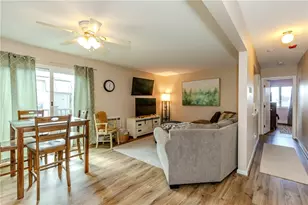 11 Village Ct, West Warwick, RI 02893 - Photo 3