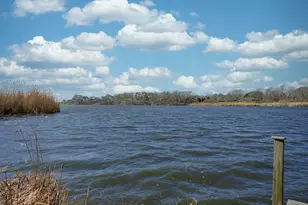 8 Key Ct, Newport, RI 02840 - Photo 45