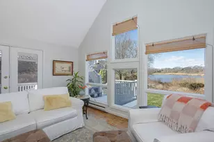 8 Key Ct, Newport, RI 02840 - Photo 9