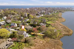 8 Key Ct, Newport, RI 02840 - Photo 1
