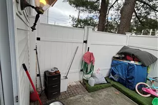 29 Matson Ave, Providence, RI 02909 - Photo 5