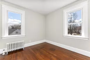 38 Trinity Pkwy, Providence, RI 02908 - Photo 25