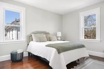 38 Trinity Parkway, Providence, RI 02908 - Photo 23