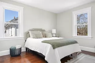 38 Trinity Pkwy, Providence, RI 02908 - Photo 23