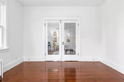 38 Trinity Parkway, Providence, RI 02908 - Photo 11