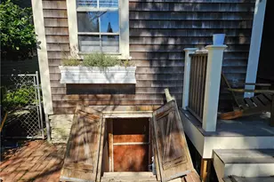 10 Cherry St, Newport, RI 02840 - Photo 47