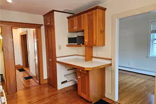 10 Cherry St, Newport, RI 02840 - Photo 17