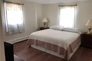 8 Seascape Ave, Middletown, RI 02842 - Photo 5
