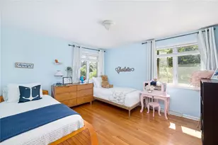 581 Middle Rd, Portsmouth, RI 02871 - Photo 21