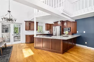 581 Middle Rd, Portsmouth, RI 02871 - Photo 3