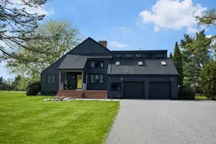 581 Middle Rd, Portsmouth, RI 02871 - Photo 1