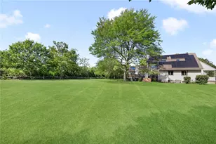 581 Middle Rd, Portsmouth, RI 02871 - Photo 31