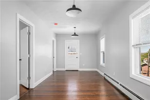 92 Spring St, Lincoln, RI 02838 - Photo 5