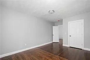 92 Spring St, Lincoln, RI 02838 - Photo 9