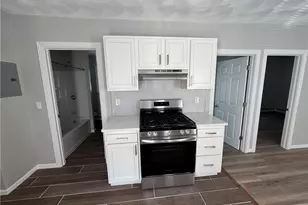 92 Spring St, Lincoln, RI 02838 - Photo 25