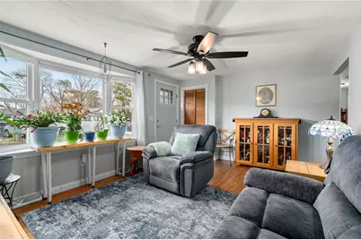 109 Hawksley Avenue, Warwick, RI 02889 - Photo 3