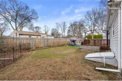 109 Hawksley Avenue, Warwick, RI 02889 - Photo 23