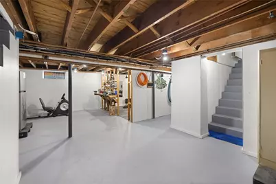 20 Cleveland Street, West Warwick, RI 02893 - Photo 21