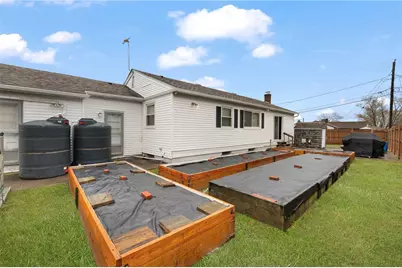 20 Cleveland Street, West Warwick, RI 02893 - Photo 29