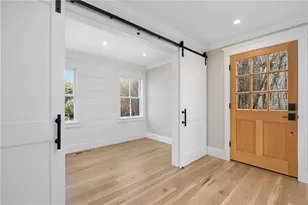 14 Sherman St, Newport, RI 02840 - Photo 19