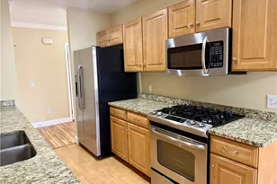 70 Turner St, Warwick, RI 02886 - Photo 5
