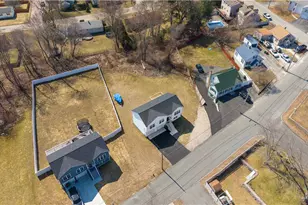 180 Bertenshaw Rd, Woonsocket, RI 02895 - Photo 19