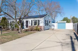 153 Grove St, Lincoln, RI 02865 - Photo 1