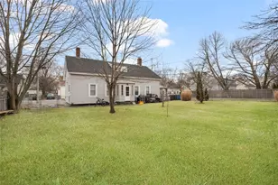 49 Oak St, Cranston, RI 02910 - Photo 31