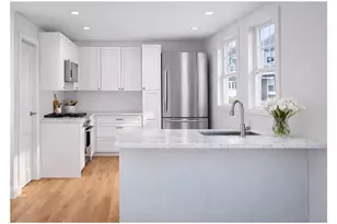 19 Walnut St, Newport, RI 02840 - Photo 3