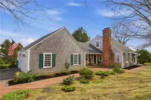 189 Lambie Cir, Portsmouth, RI 02871 - Photo 1