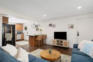 70 Carroll Ave, Newport, RI 02840 - Photo 13