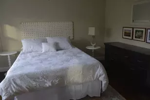 70 Carroll Ave, Newport, RI 02840 - Photo 9