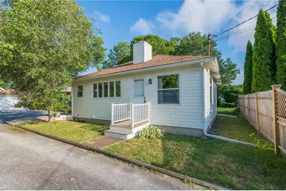 137 Kingstown Road, Narragansett, RI 02882 - Photo 23