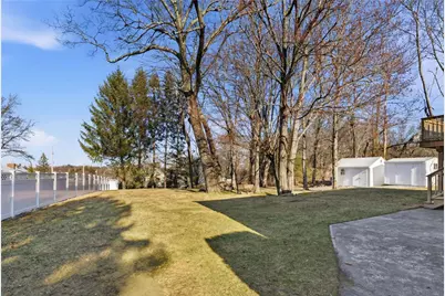 44 Village Avenue, Cranston, RI 02920 - Photo 5