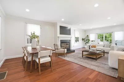 32 Mount Avenue, Providence, RI 02906 - Photo 5