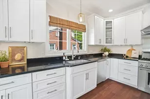 32 Mt Ave, Providence, RI 02906 - Photo 13