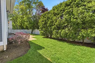 32 Mt Ave, Providence, RI 02906 - Photo 47