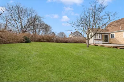 103 Gosset's Turn Drive, Middletown, RI 02842 - Photo 33