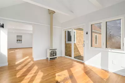 103 Gosset's Turn Drive, Middletown, RI 02842 - Photo 7