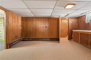 60 Dorman Ave, North Providence, RI 02904 - Photo 27