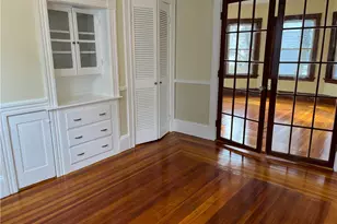 121 Rutherglen Ave, Providence, RI 02907 - Photo 11