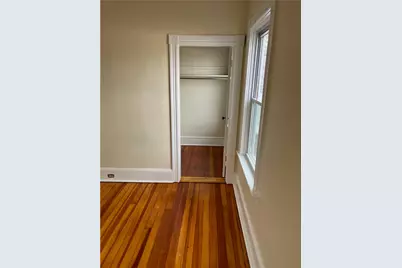 121 Rutherglen Avenue, Providence, RI 02907 - Photo 17