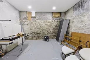 40 Sycamore St, Providence, RI 02909 - Photo 31