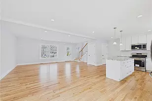 54 Vespia Ln, South Kingstown, RI 02879 - Photo 5