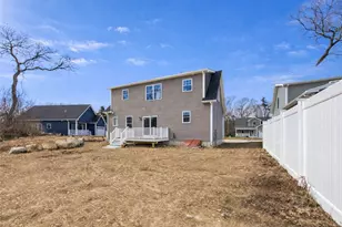 54 Vespia Ln, South Kingstown, RI 02879 - Photo 3