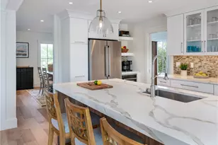 2040 E Main Rd, Portsmouth, RI 02871 - Photo 17