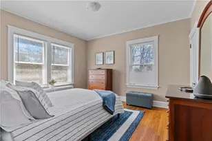 75 Ayrault St, Newport, RI 02840 - Photo 17