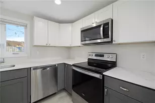 8 Deluca St, Johnston, RI 02919 - Photo 5