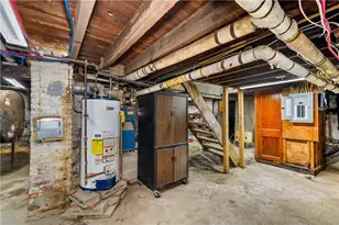 15 Redfern St, North Providence, RI 02911 - Photo 33